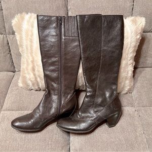 B.O.C. Born Concept Brown Leather Boots